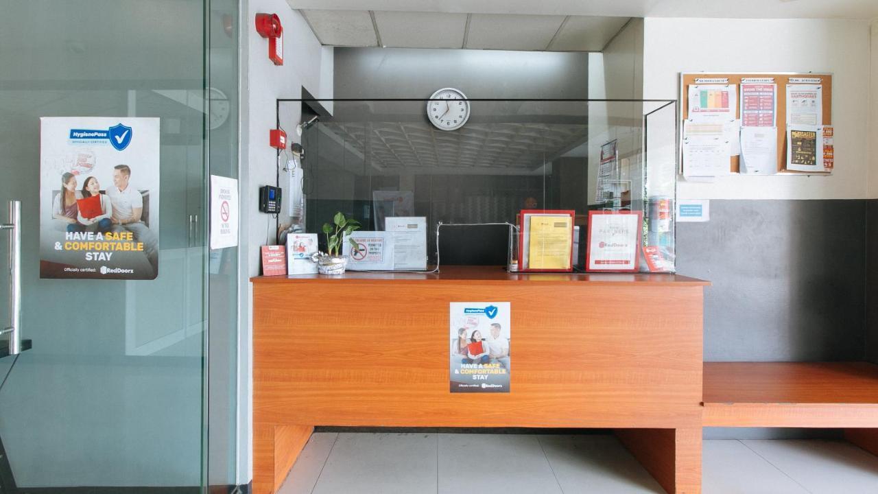 Reddoorz Plus @ Kamuning Quezon City Exteriör bild