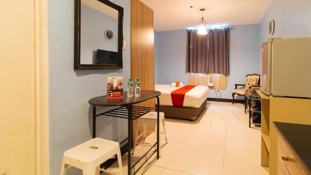Reddoorz Plus @ Kamuning Quezon City Exteriör bild